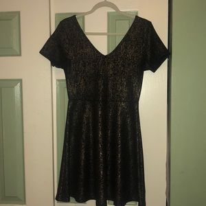 🌺 Holiday, NYE black/gold dress